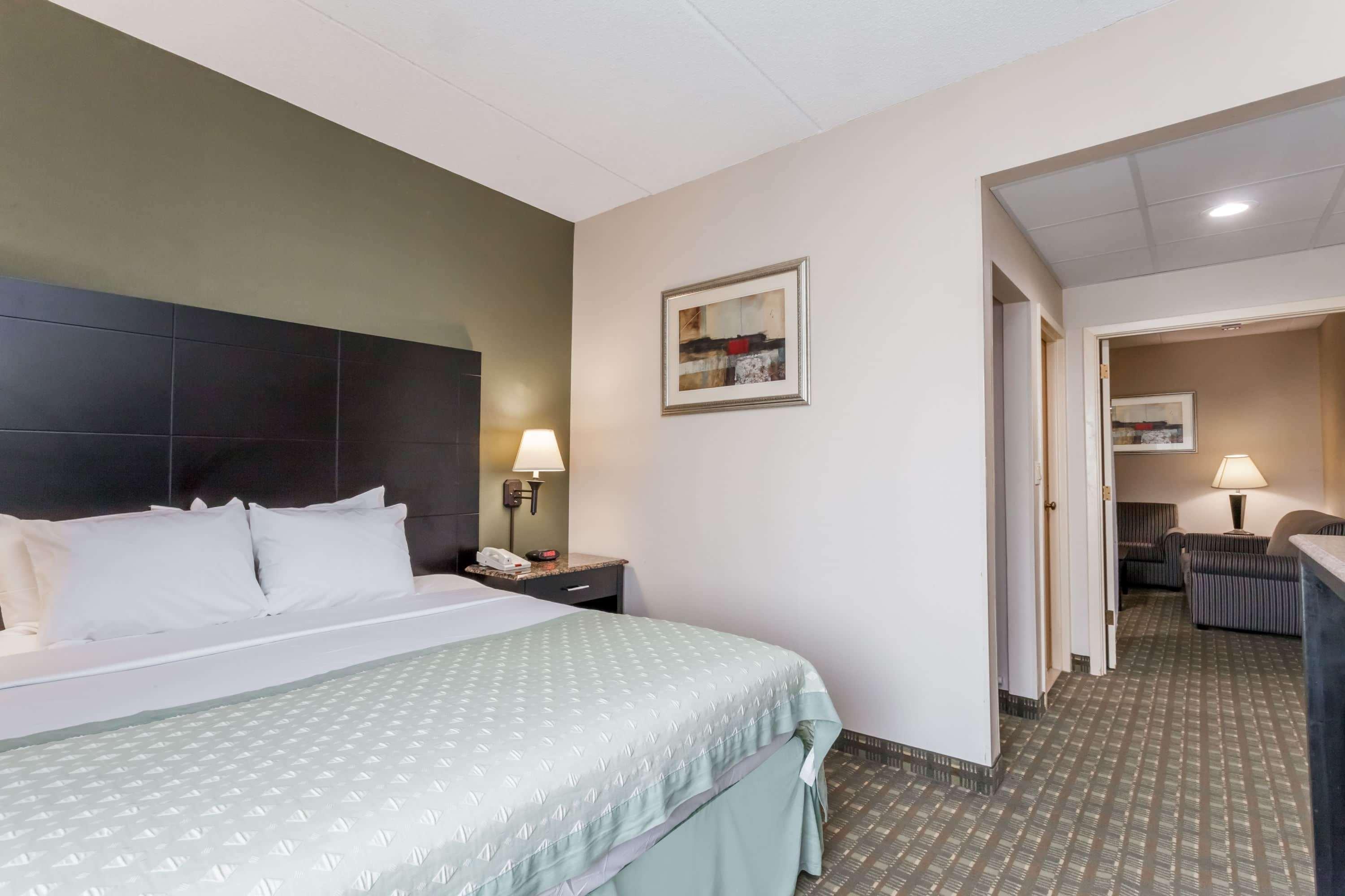 Ramada By Wyndham Newburgh/West Point Otel Dış mekan fotoğraf