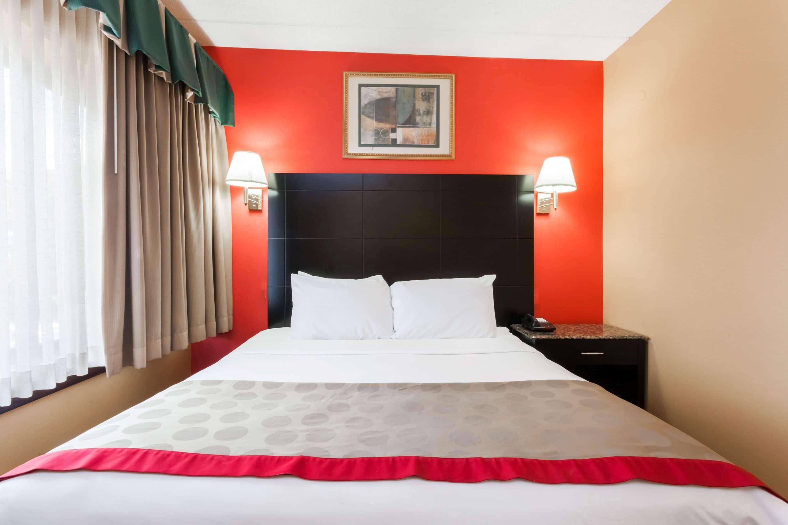 Ramada By Wyndham Newburgh/West Point Otel Dış mekan fotoğraf