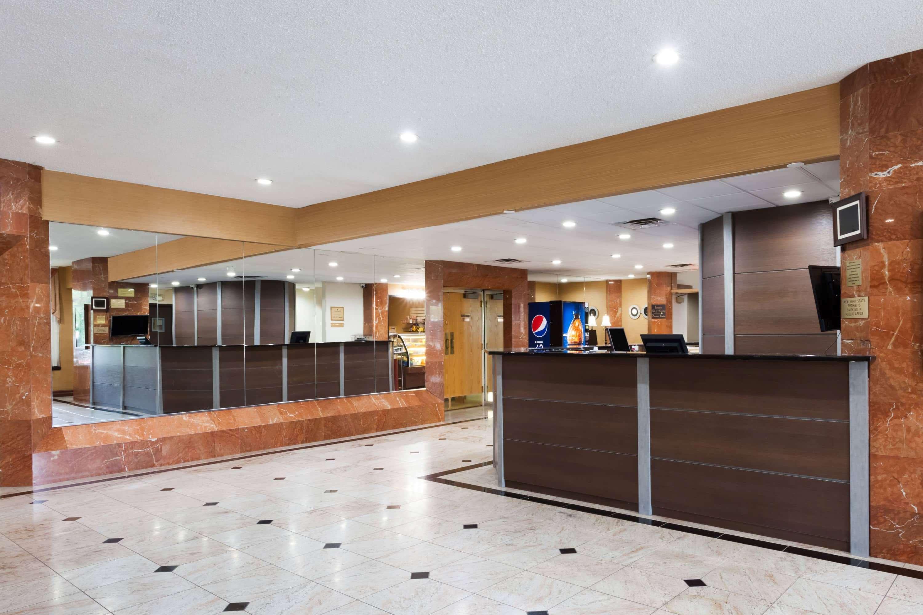 Ramada By Wyndham Newburgh/West Point Otel Dış mekan fotoğraf