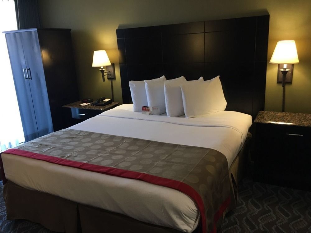 Ramada By Wyndham Newburgh/West Point Otel Dış mekan fotoğraf